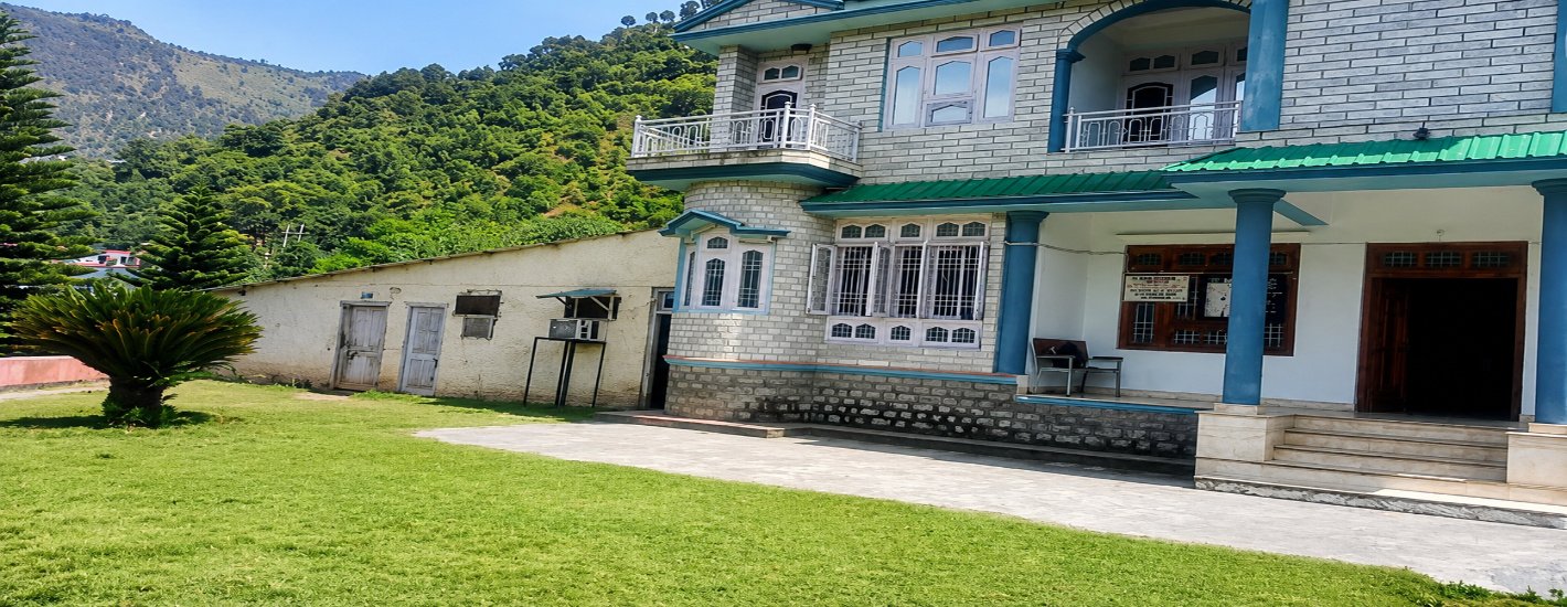CAMPUS VIEW
